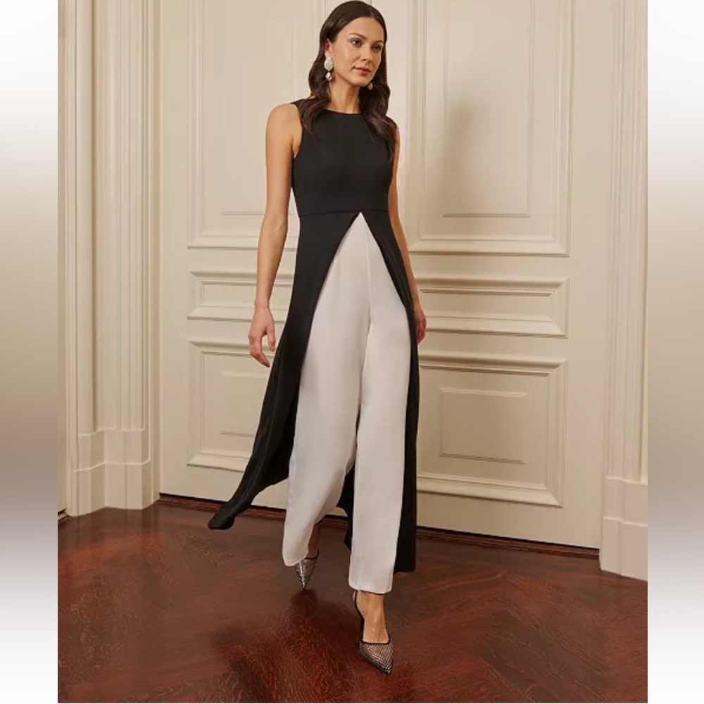 Adrianna Papell Elegant Black and White Color Block Jumpsuit - size 16